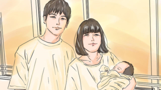 赤ちゃんを抱く女性とその傍に立つ男性のイラスト。