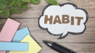 Must・Wantで仕事を切り分け、成果と評価を高めるための仕事習慣を表したイメージ